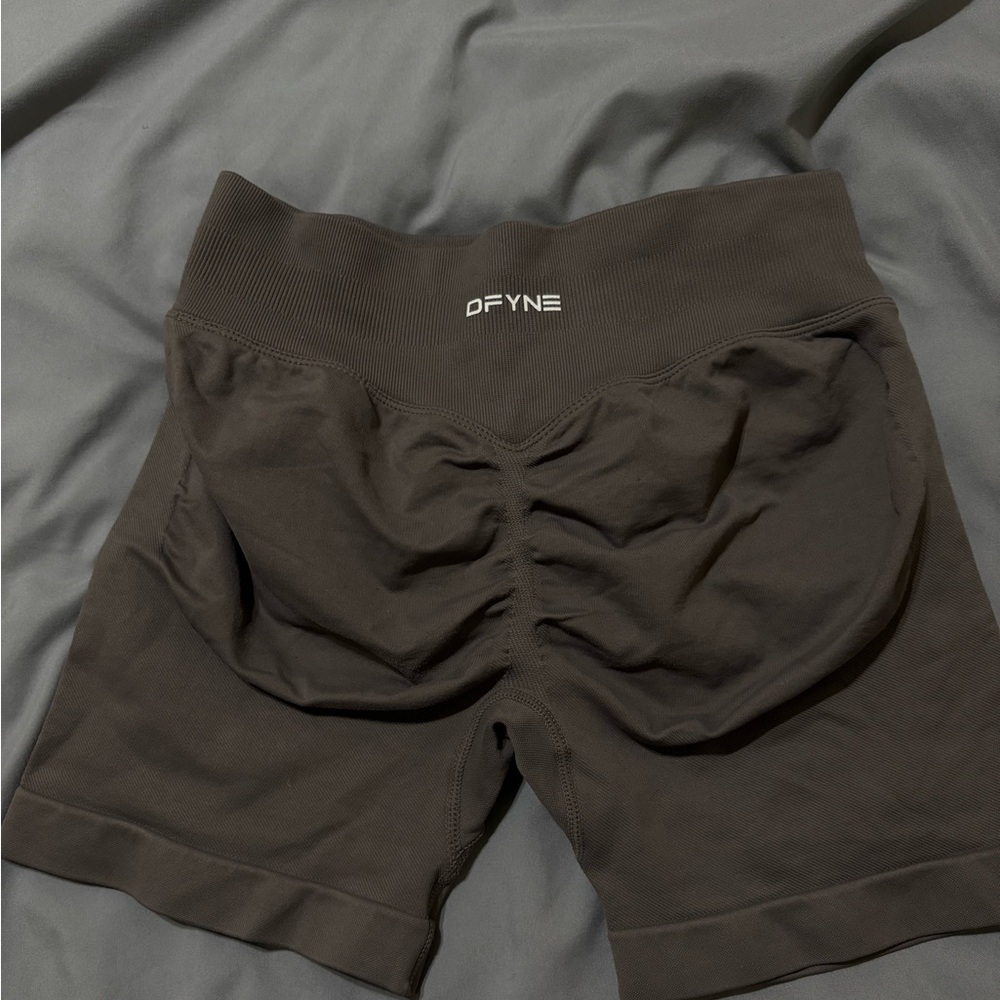 DFYNE Impact Truffle Shorts 4.5